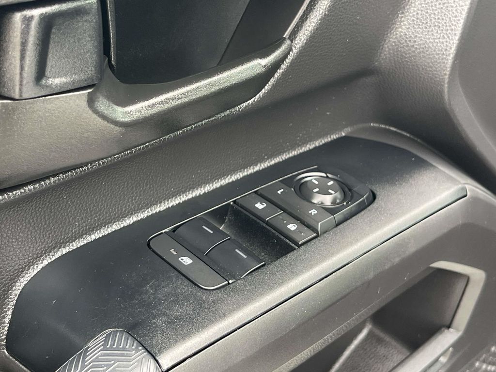 Used 2025 Toyota Tacoma Truck