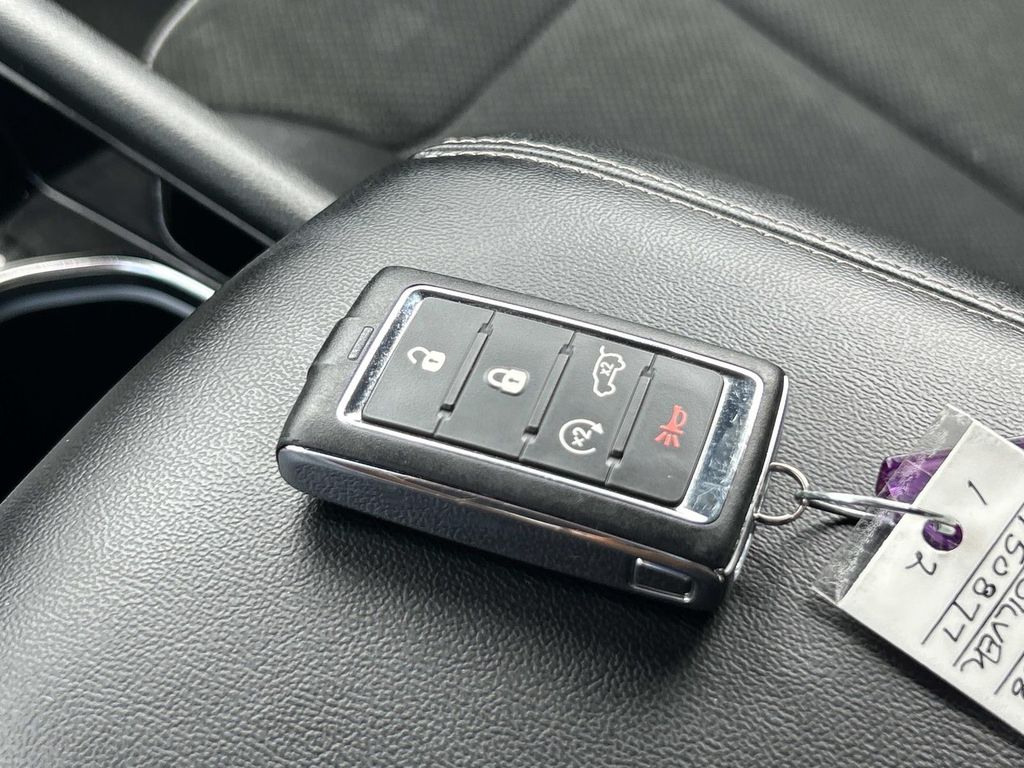 Used 2023 Jeep Grand Cherokee L SUV