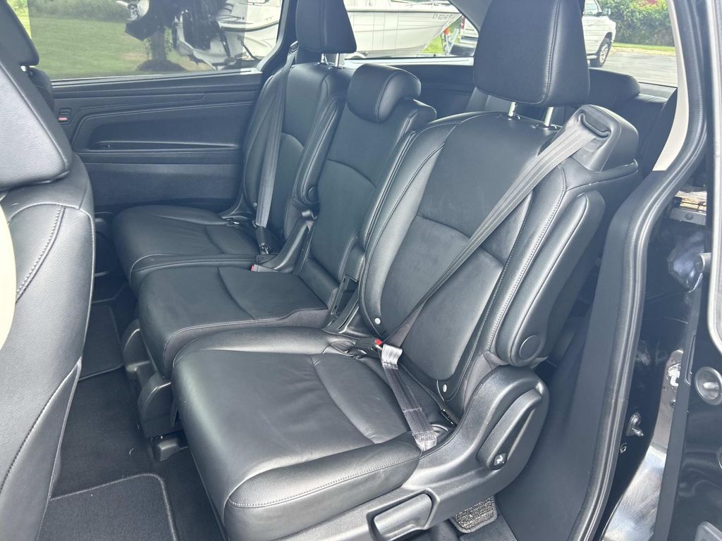 Used 2025 Honda Odyssey Van