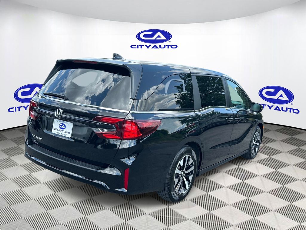 Used 2025 Honda Odyssey Van