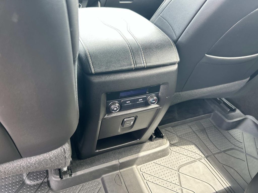 Used 2022 Chevrolet Traverse SUV