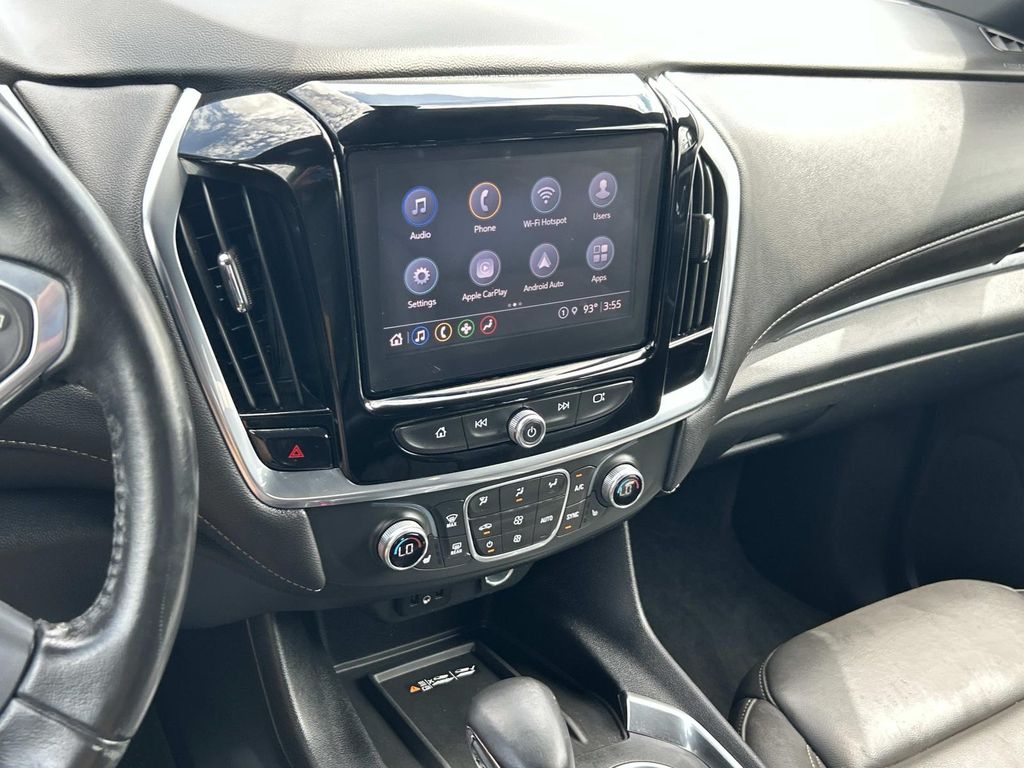 Used 2022 Chevrolet Traverse SUV