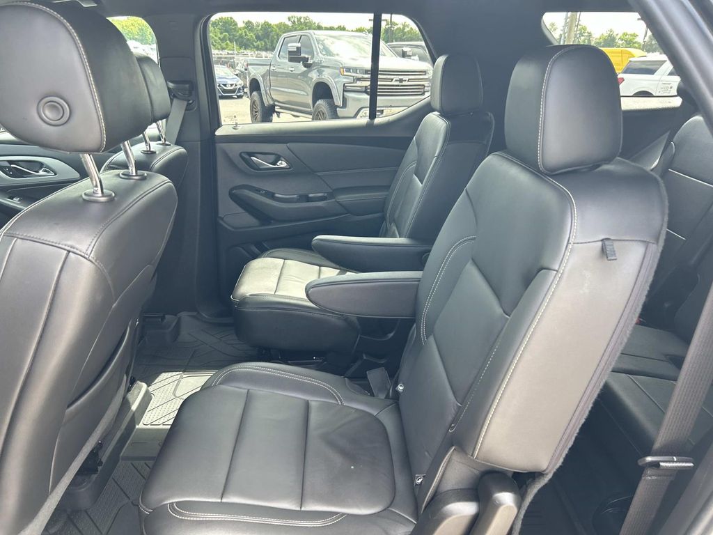 Used 2022 Chevrolet Traverse SUV