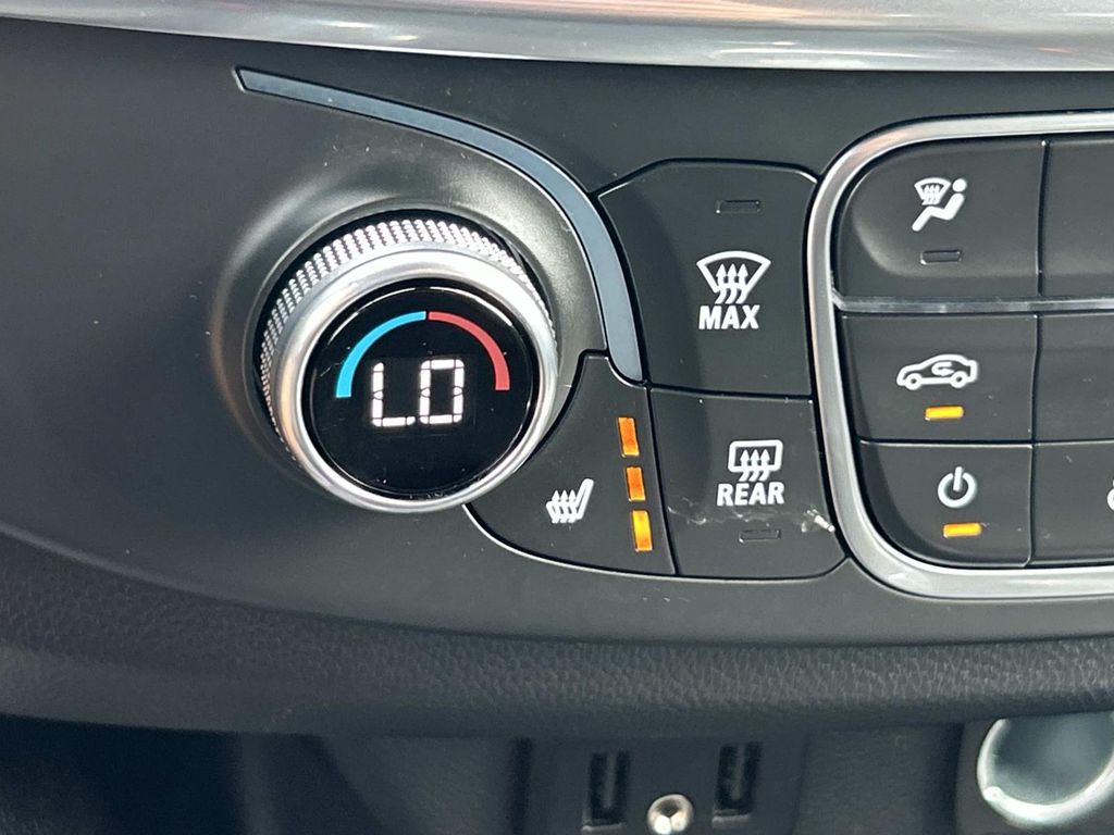 Used 2022 Chevrolet Traverse SUV