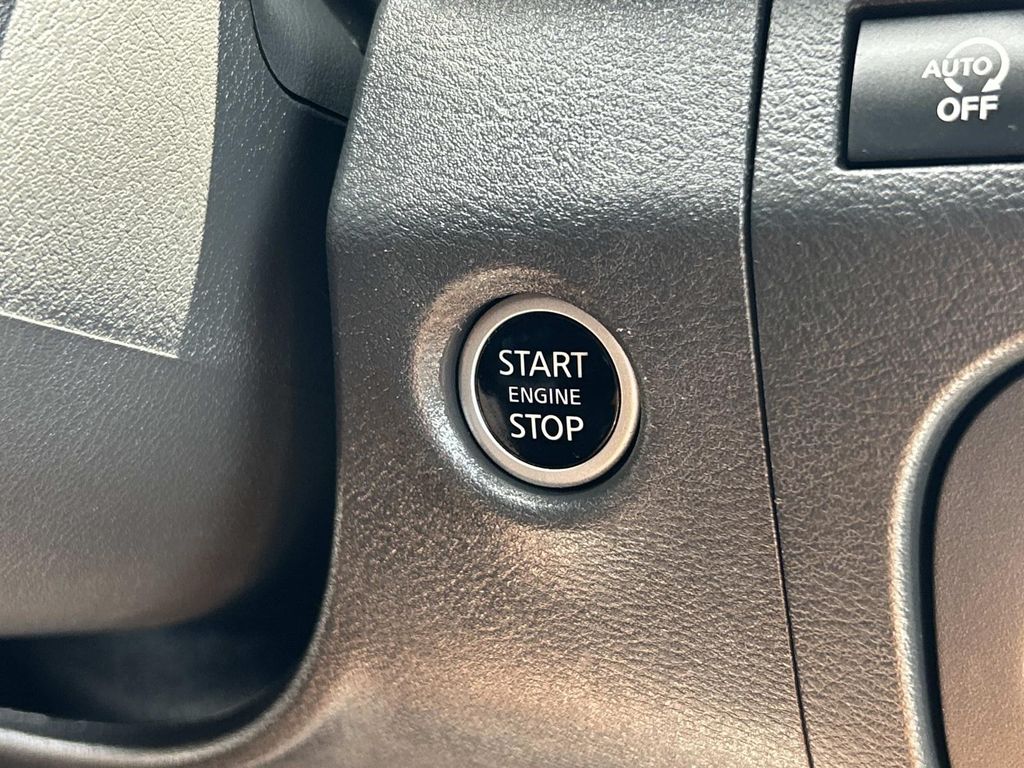 Vehicle photo 39