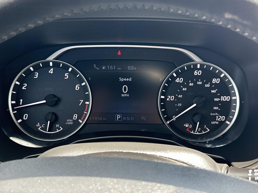 Vehicle photo 40