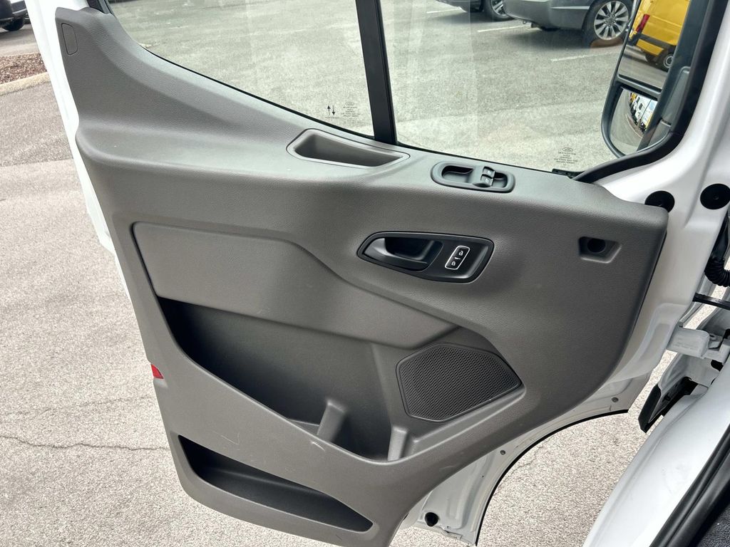 Used 2022 Ford Transit Cutaway T-350HD Truck