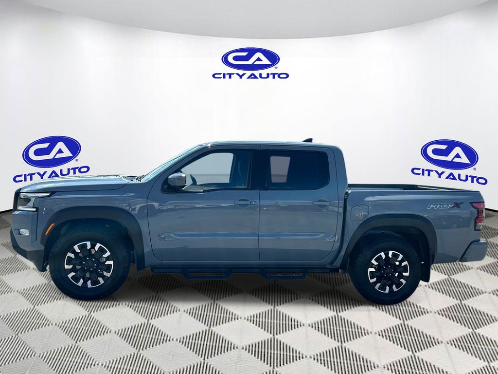 Vehicle photo 7