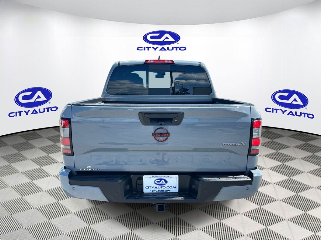 Vehicle photo 4