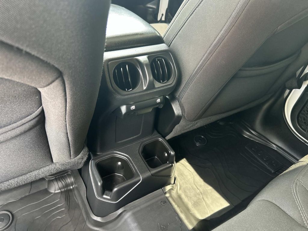 Used 2023 Jeep Wrangler SUV