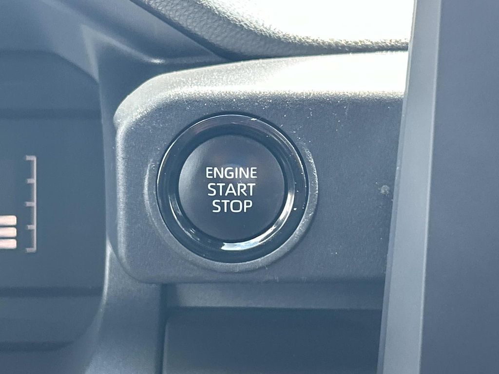 Used 2025 Toyota Tacoma Truck