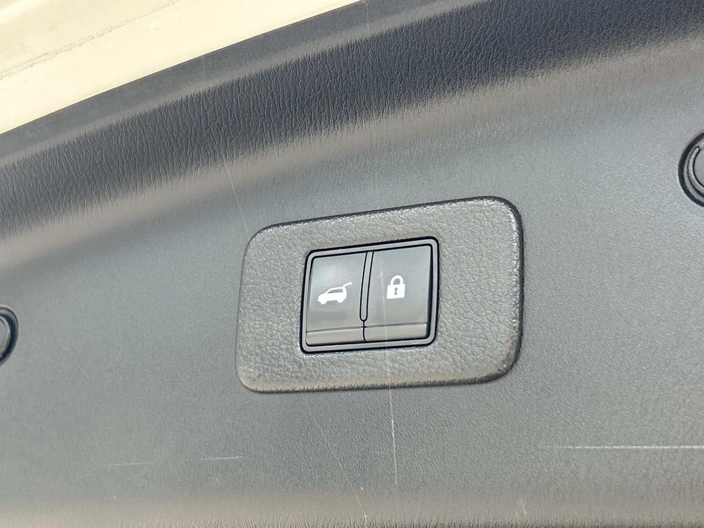 Used 2022 Nissan Armada SUV