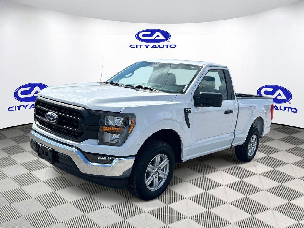 Vehicle photo 10