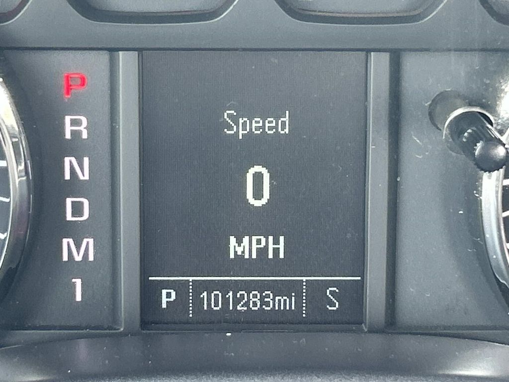 Vehicle photo 41