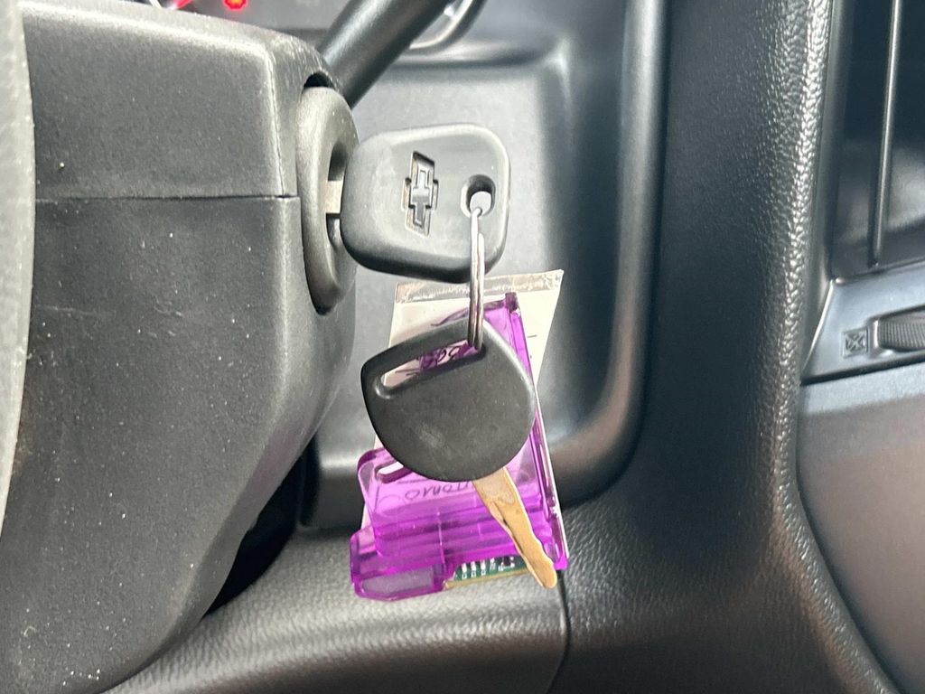 Vehicle photo 39
