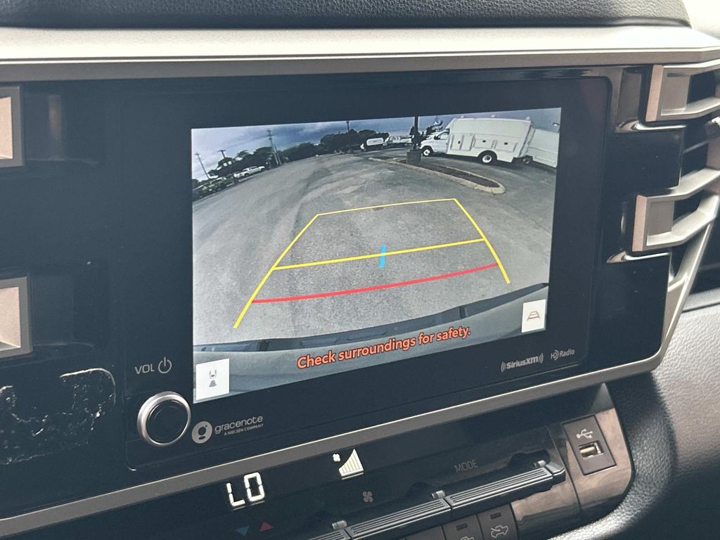 Foto del vehículo 32