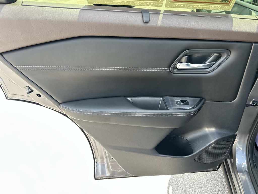 Used 2023 Nissan Rogue SUV