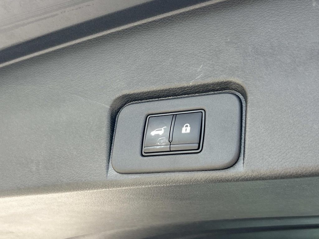 Used 2023 Nissan Rogue SUV