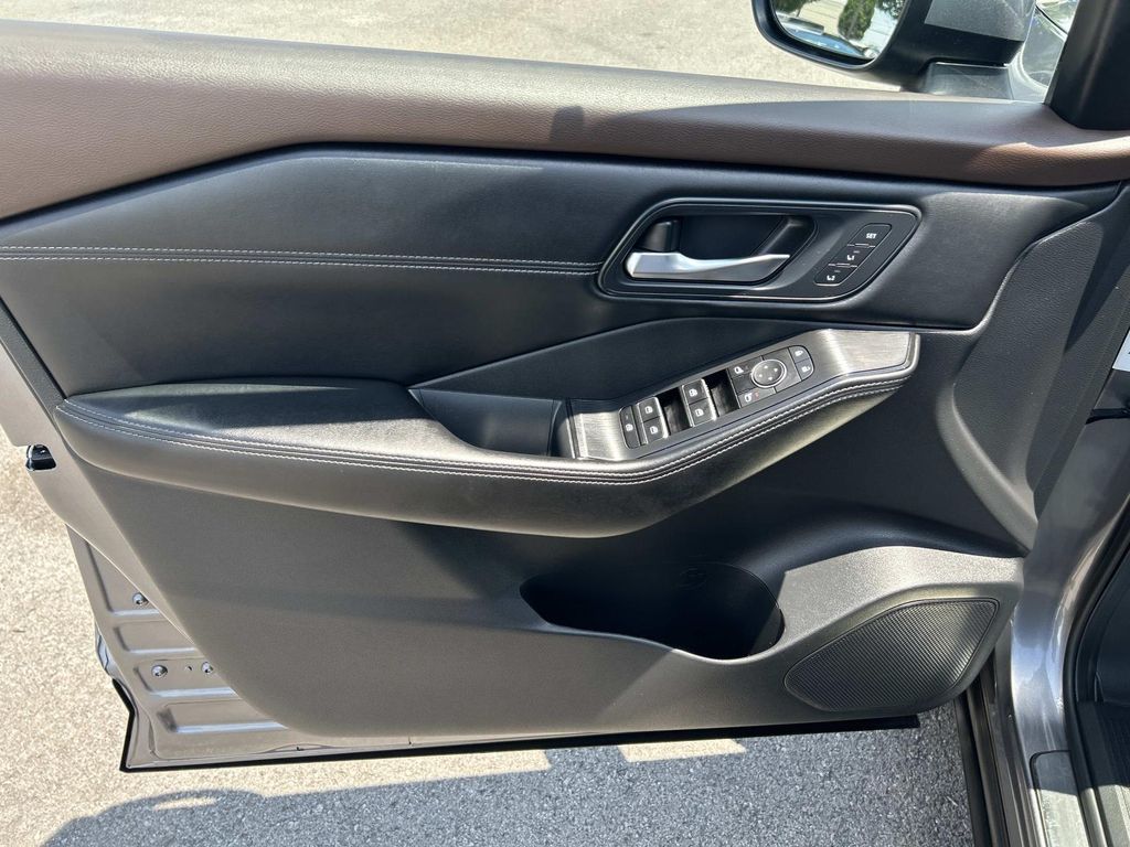 Used 2023 Nissan Rogue SUV