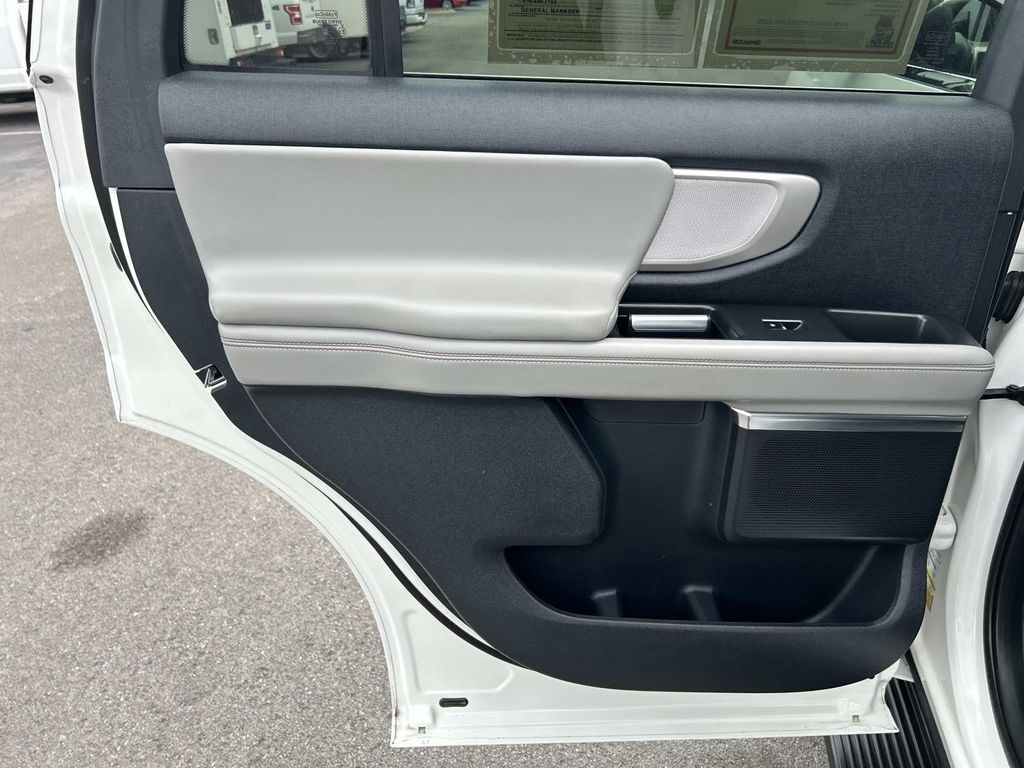 Used 2025 Ford Expedition SUV