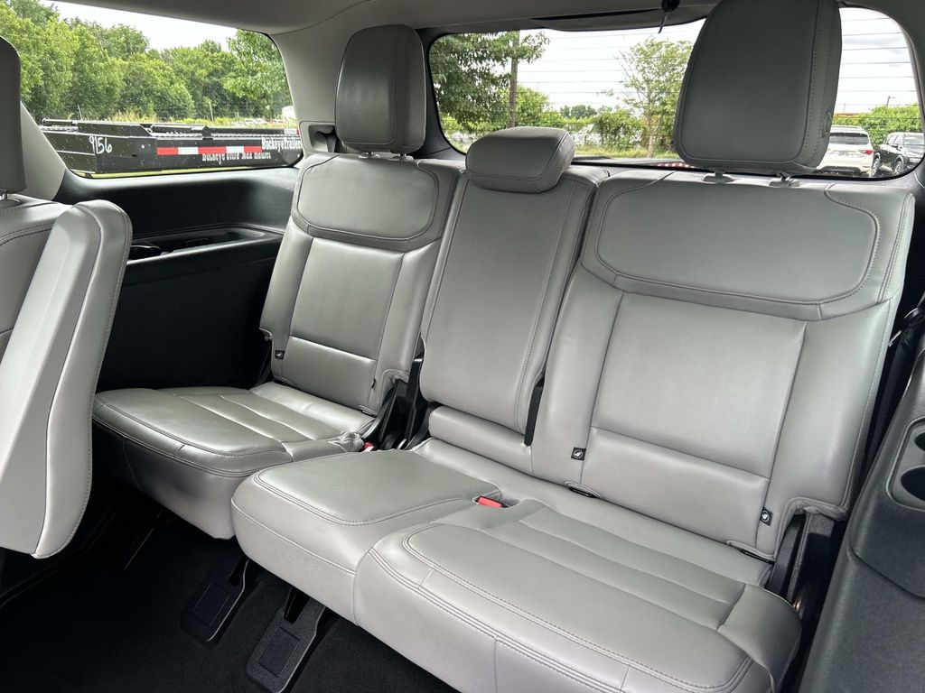 Used 2025 Ford Expedition SUV