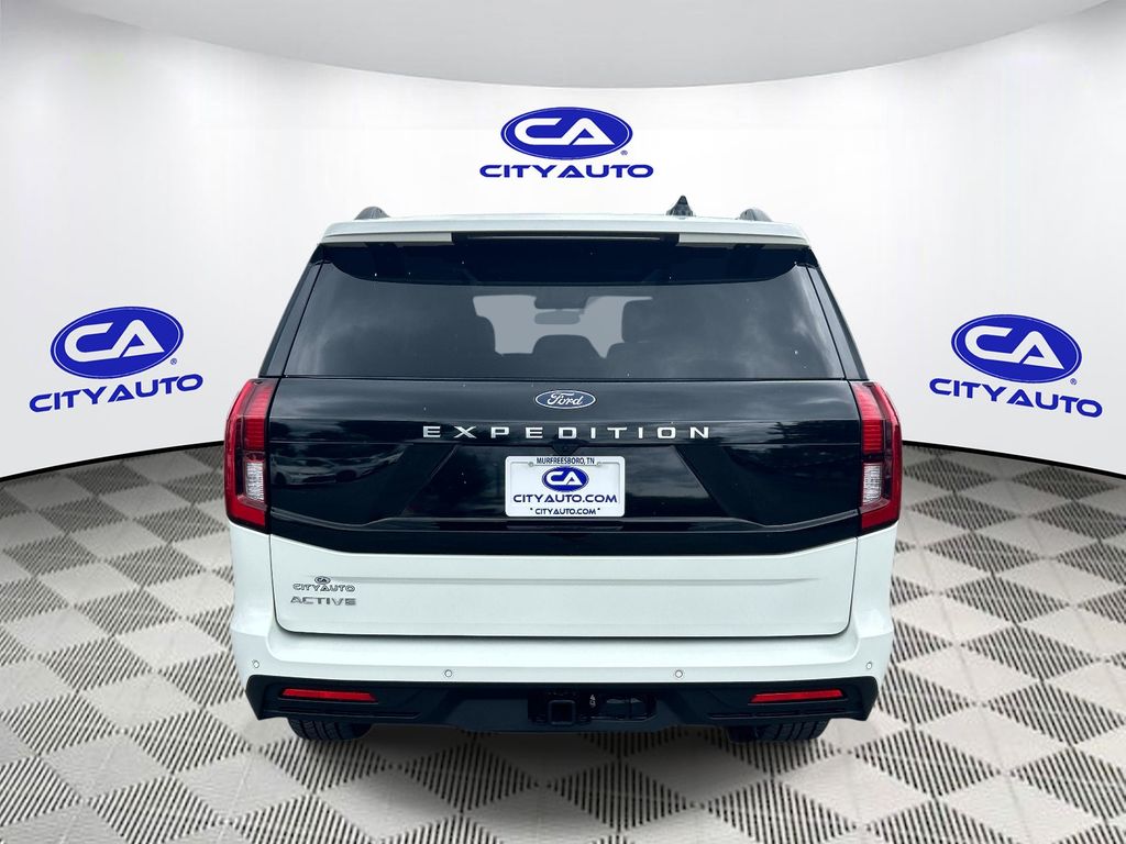 Used 2025 Ford Expedition SUV