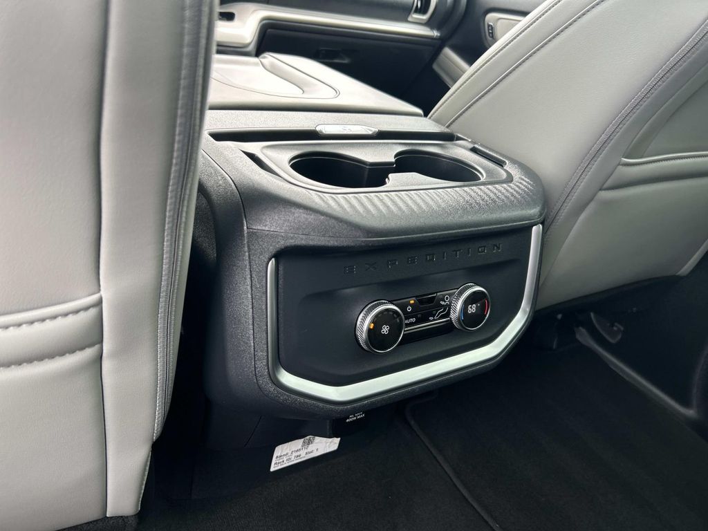 Used 2025 Ford Expedition SUV