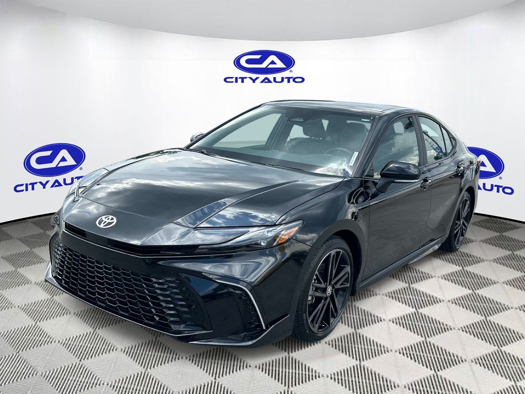 Used 2025 Toyota Camry Hybrid Sedan
