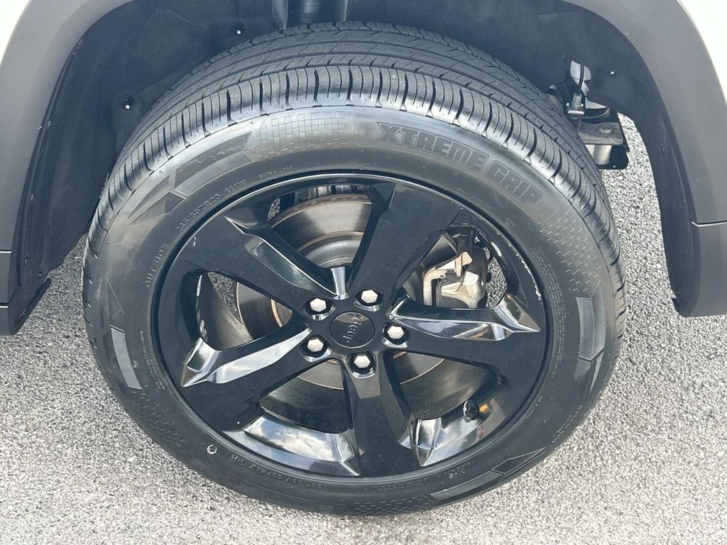Used 2023 Jeep Grand Cherokee L SUV