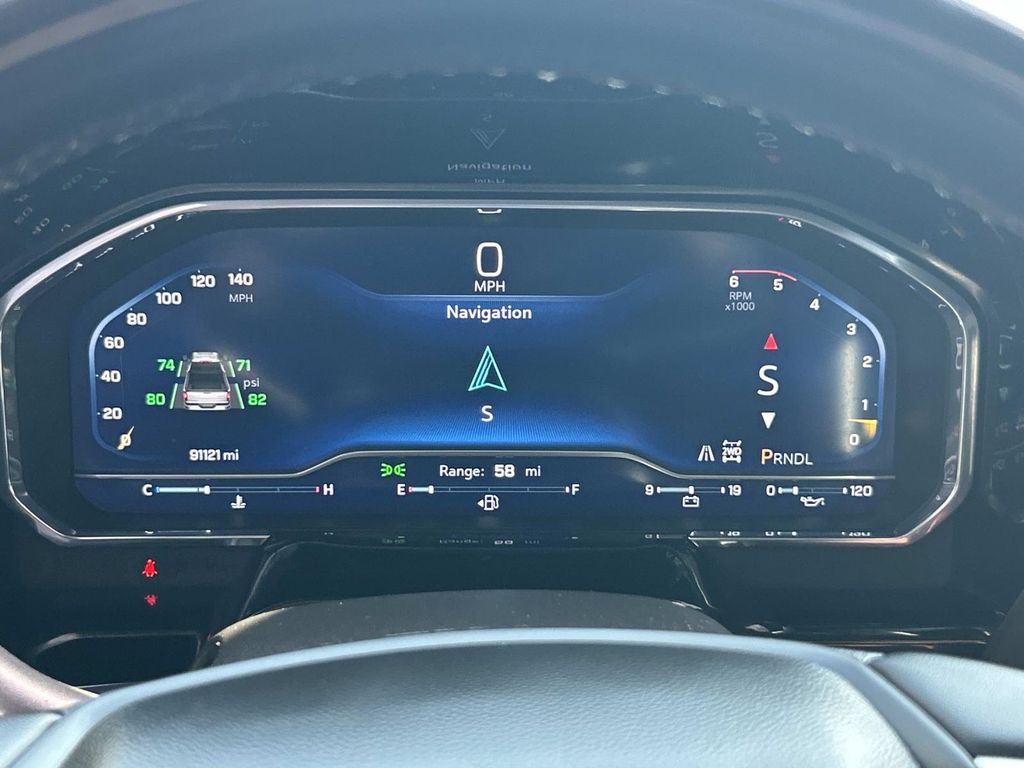 Vehicle photo 41