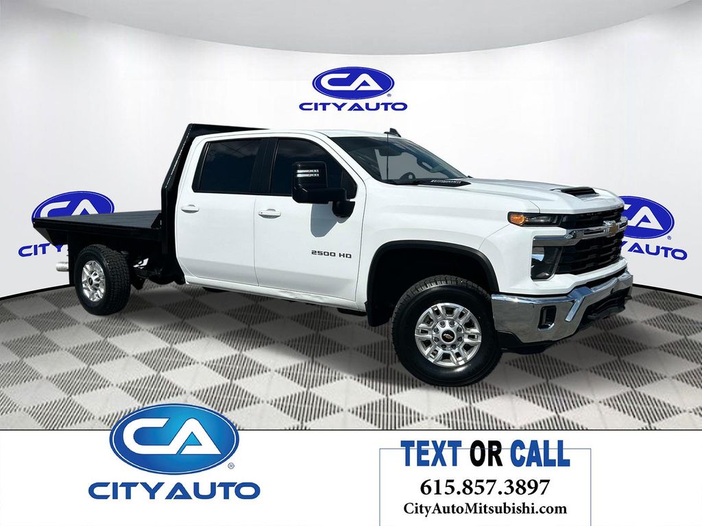 Vehicle photo 1