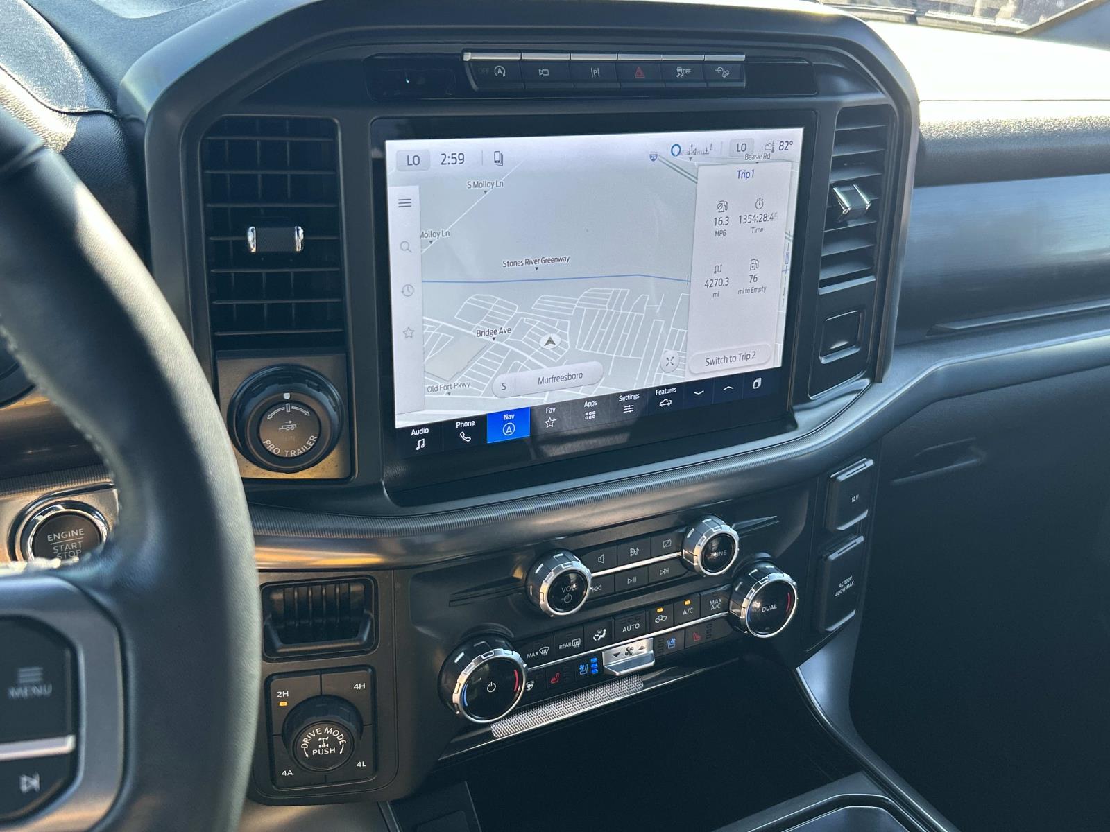Vehicle photo 36