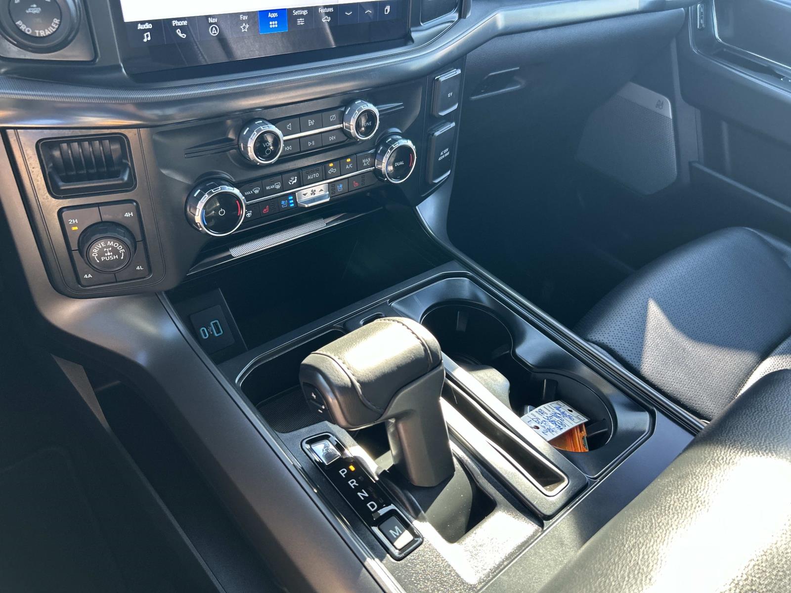 Vehicle photo 40