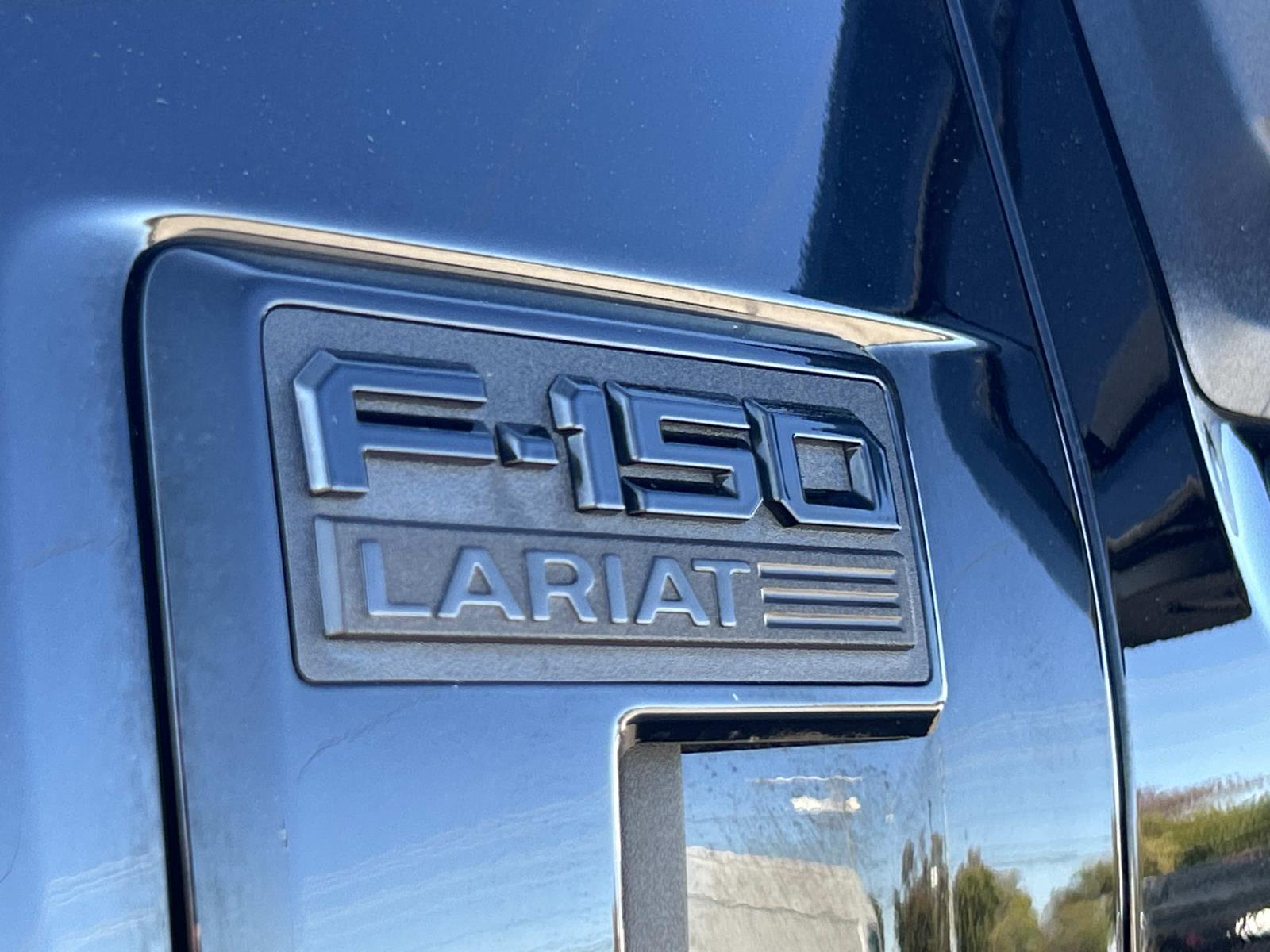 Vehicle photo 22