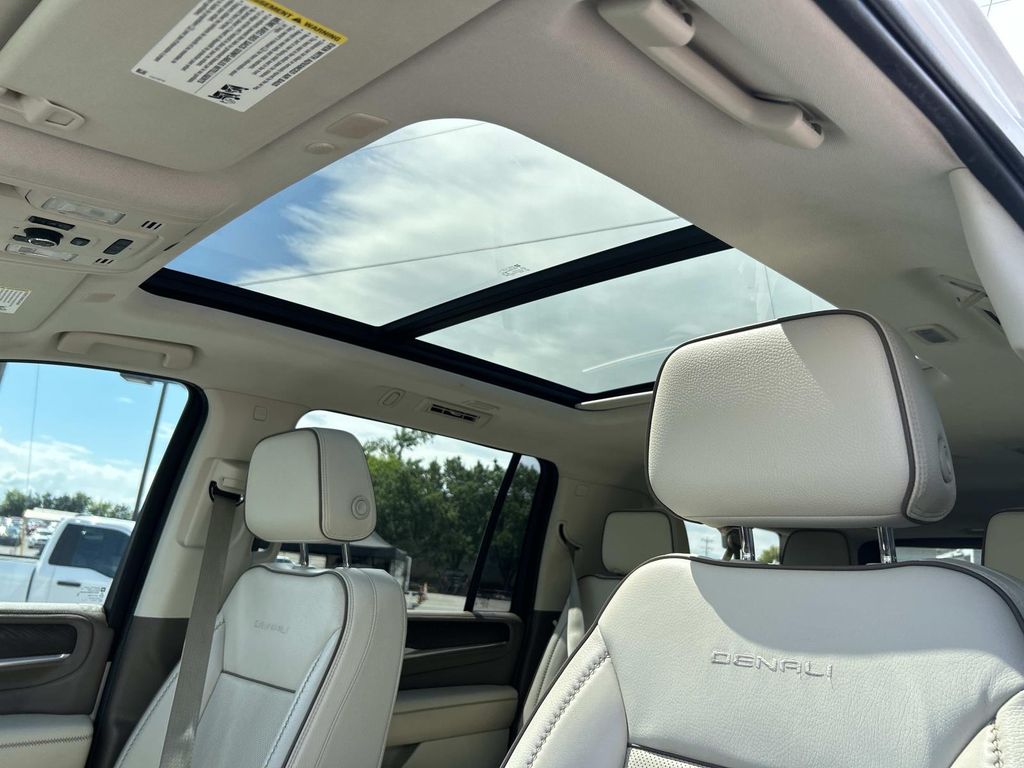 Used 2021 GMC Yukon XL 1500 SUV