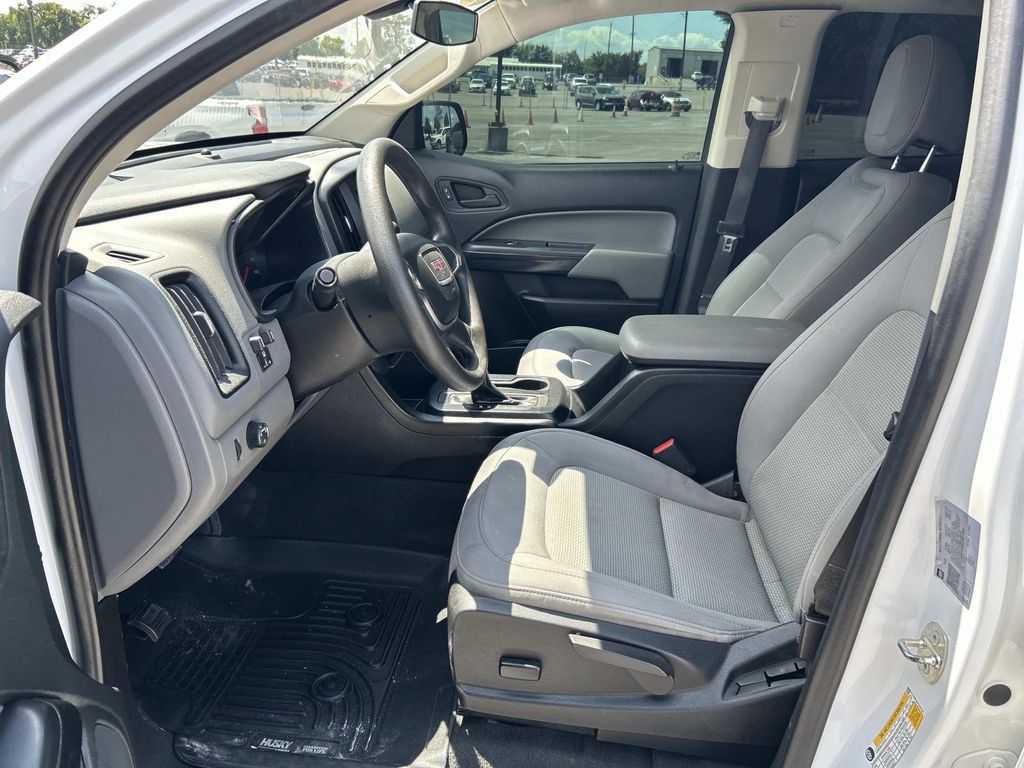 Used 2022 GMC Canyon Truck
