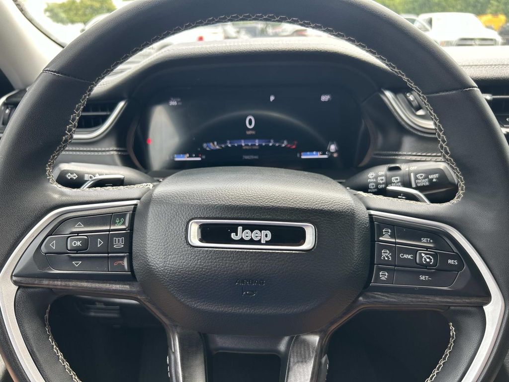 Used 2023 Jeep Grand Cherokee L SUV