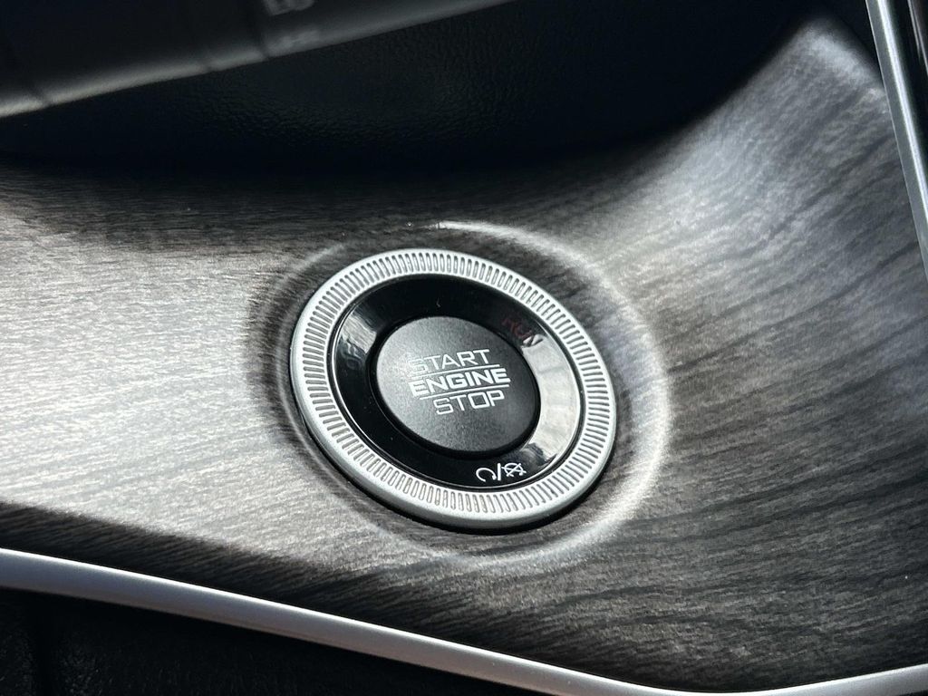 Used 2023 Jeep Grand Cherokee L SUV