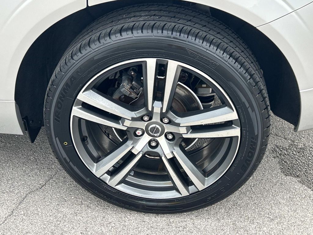 Used 2019 Volvo XC60 T5 SUV