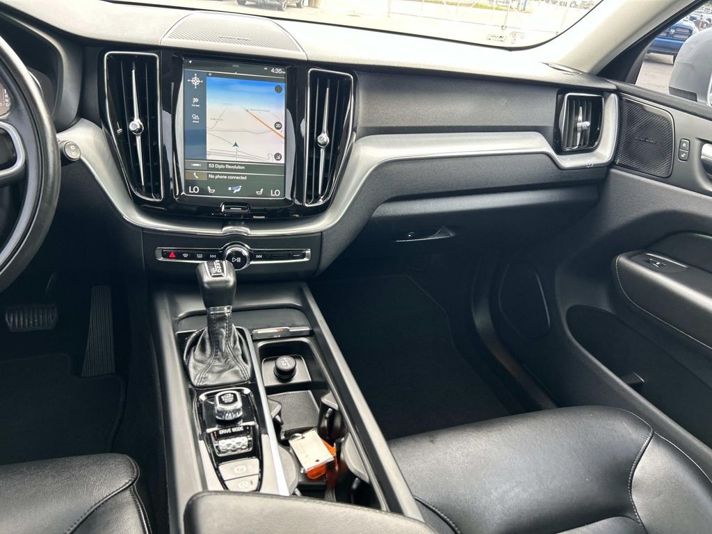 Used 2019 Volvo XC60 T5 SUV