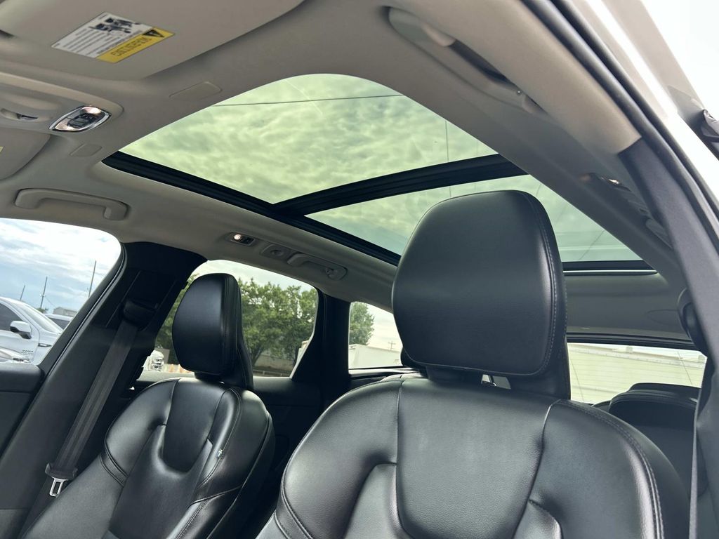 Used 2019 Volvo XC60 T5 SUV