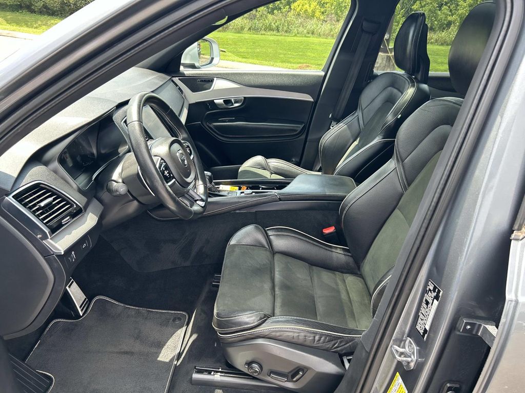 Used 2017 Volvo XC90 T5 SUV