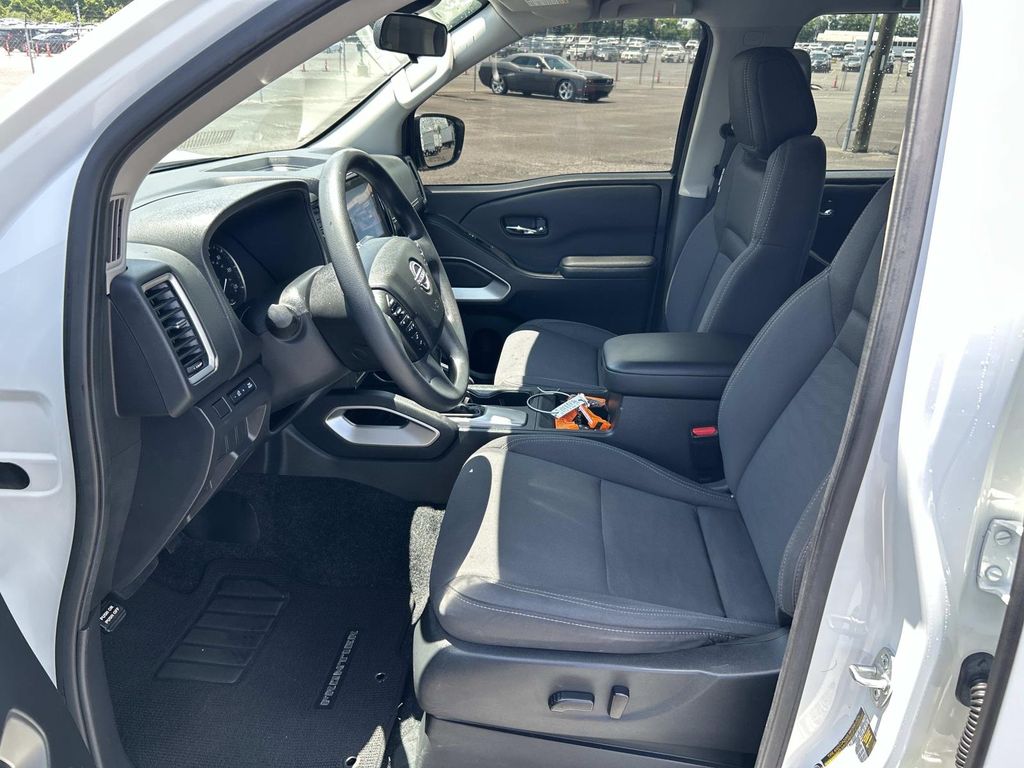 Used 2024 Nissan Frontier Truck