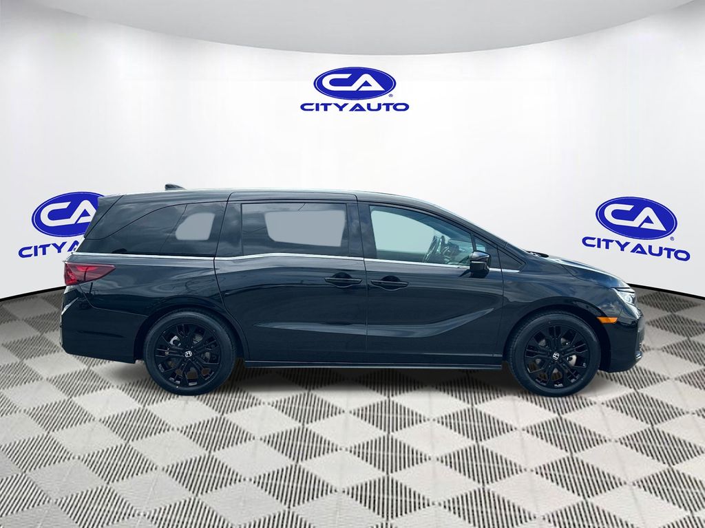 Used 2025 Honda Odyssey Van