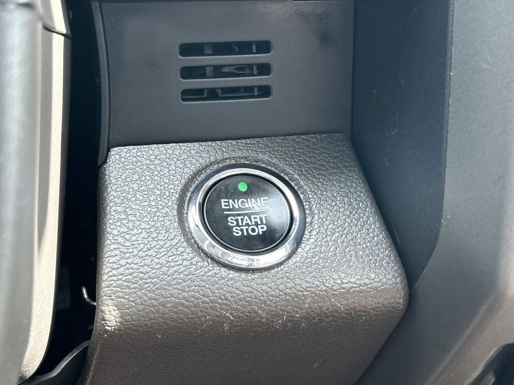 Used 2021 Ford Expedition SUV