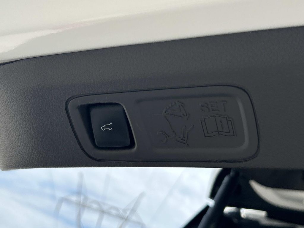 Used 2021 Ford Expedition SUV