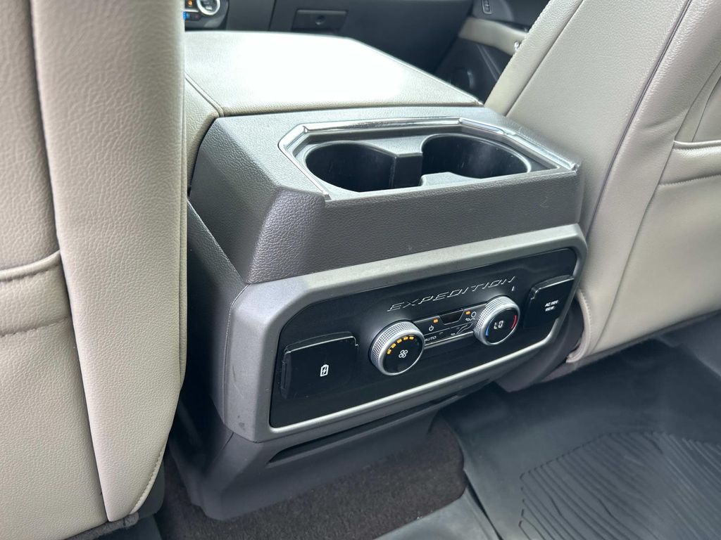 Used 2021 Ford Expedition SUV