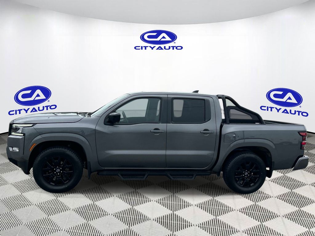 Vehicle photo 7