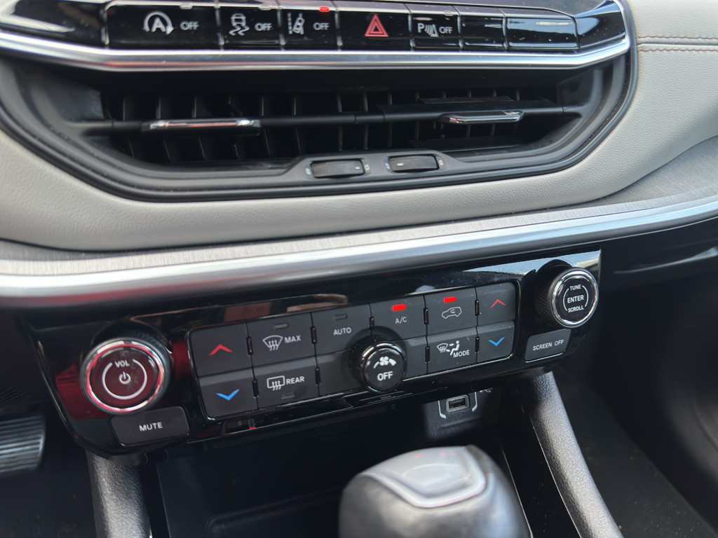 Used 2025 Jeep Compass SUV
