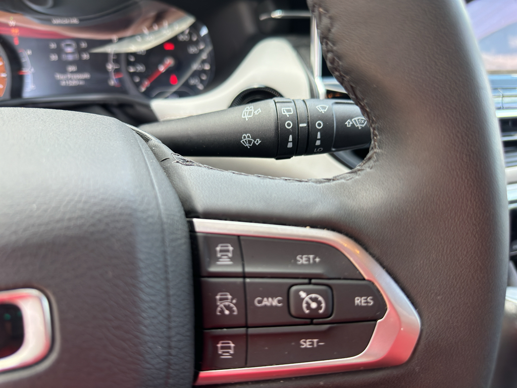 Used 2025 Jeep Compass SUV